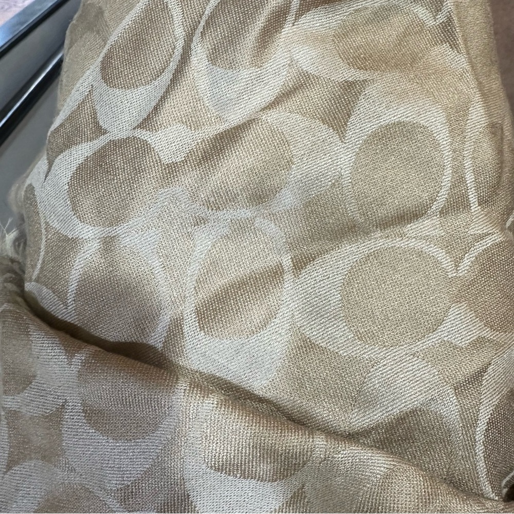 Coach Signature Scarf Tan - Picture 3 of 7